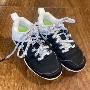 Under Armour Black & White Baseball Shoes Size 11